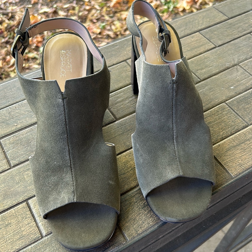 Market & Spruce Suede Heeled Sandals (Never Worn)